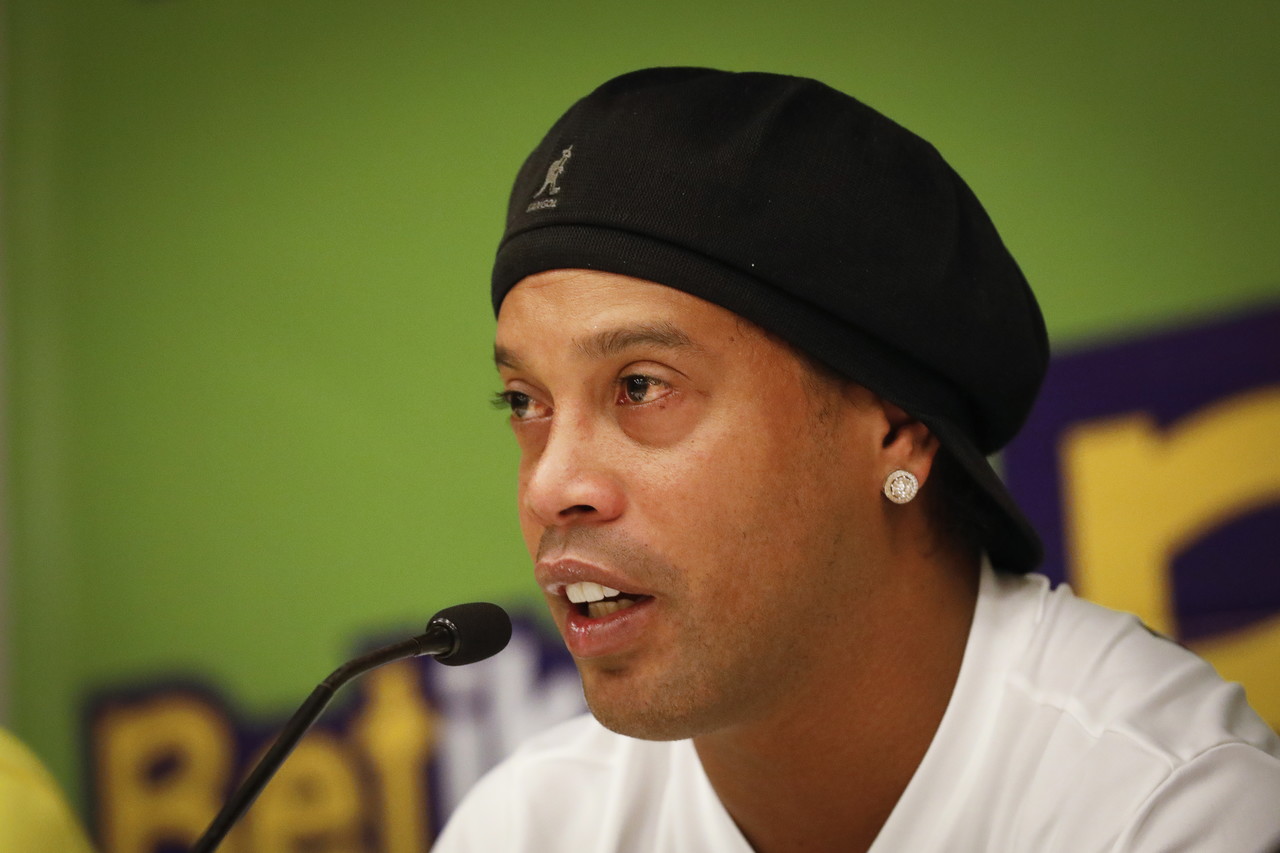 开云体育-小罗：希望内马尔入选世界杯阵容，但这是教练的决定我们必须尊重